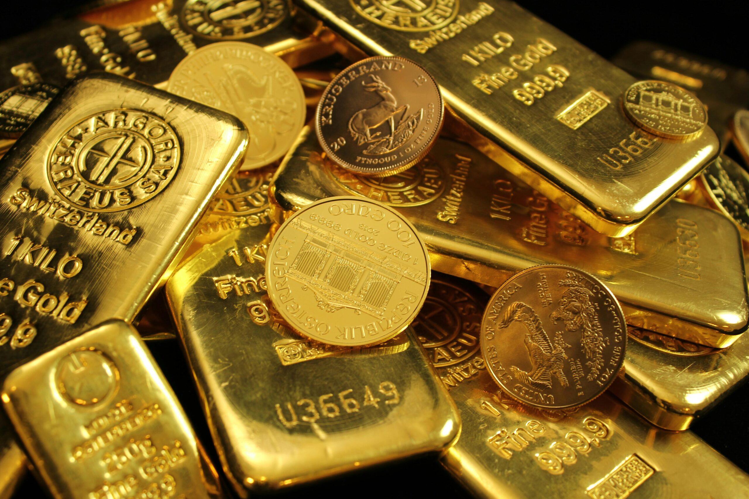 pexels-zlataky-cz-61823415-8442330 gold