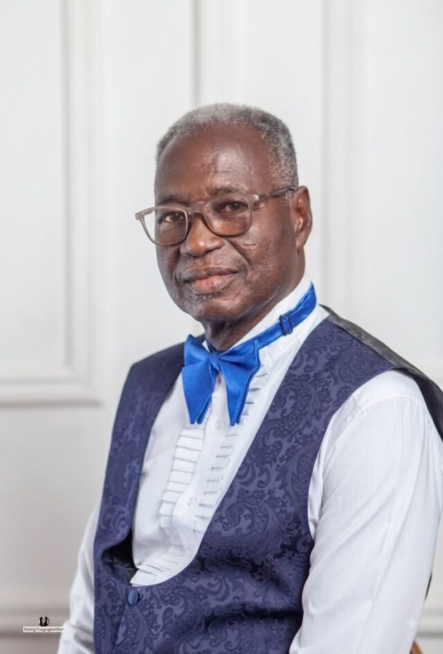Dr Owusu-Bi The Chairman of the KNUST private hostel owners association, has said that hostels charging 5000 cedis per bed are running at a loss.