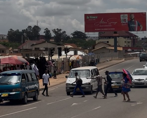 Faulty traffic lights in Kumasi Road users at some major junctions in Kumasi are raising concerns over non-functioning and unmounted traffic lights