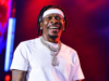 ‘I will slap you!’ Shatta Wale clashes with DJ on stage ‘I Will Slap You!’ Shatta Wale Clashes With DJ on Stage