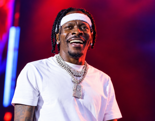 ‘I will slap you!’ Shatta Wale clashes with DJ on stage ‘I Will Slap You!’ Shatta Wale Clashes With DJ on Stage